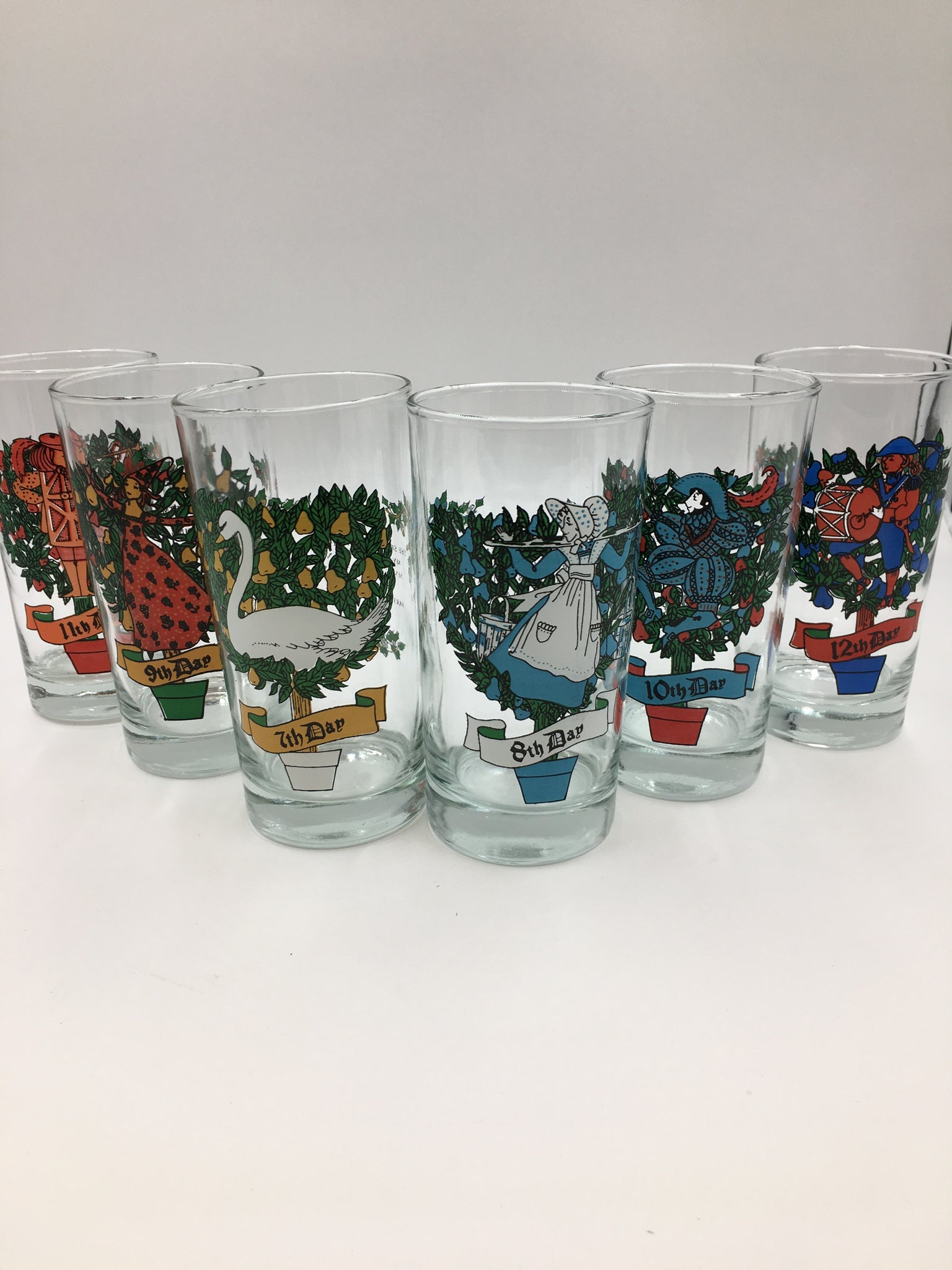 Vintage Set of 12 Indiana Glass Twelve Days of Christmas Drinking Glasses  American Glass 12 Ounce Beverage Tumblers 